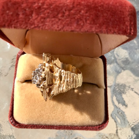 2.10 Carat Diamond 14 Karat Yellow Gold Bark Band Ring - Picture 7 of 7